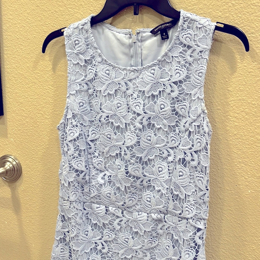 Classic clearance! Super cute & ready for summer Floral lace over solid liner